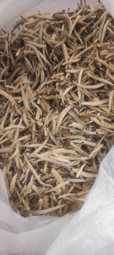 چای سفید سوزنی 100گرمی